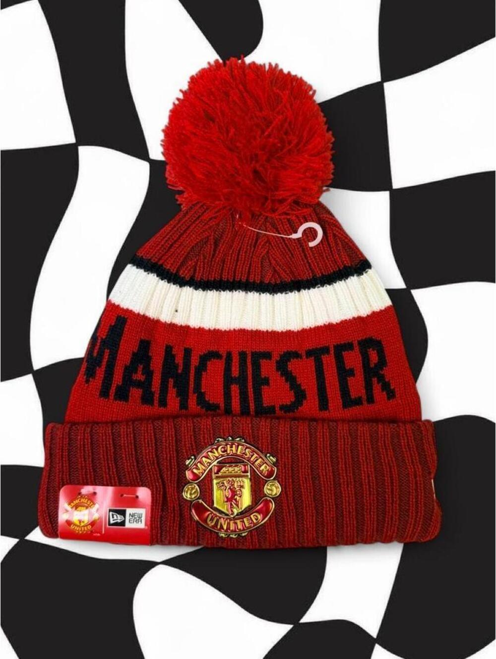 NWT New Era Manchester United red knit beanie